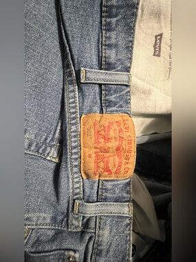 Levi's Men's Light Blue Straight-Leg Jeans with Leather Patch